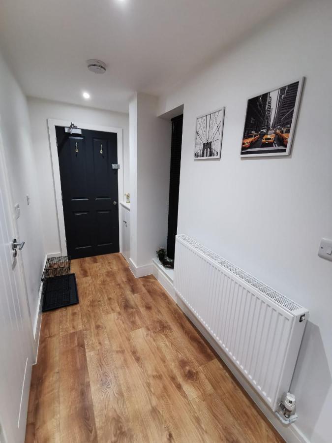4 Sleeps And Travel Cot- Close To Beach And Restaurants Bournemouth Dış mekan fotoğraf