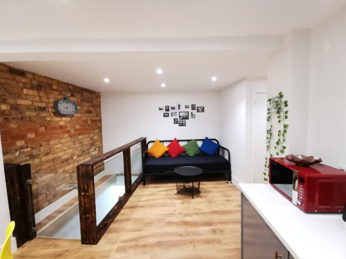 4 Sleeps And Travel Cot- Close To Beach And Restaurants Bournemouth Dış mekan fotoğraf